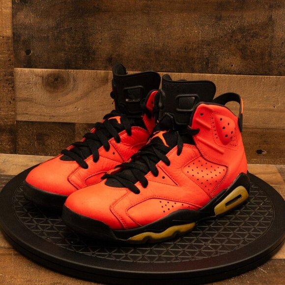 NIKE AIR JORDAN RETRO 6 INFRARED 23 TORO MENS ATHLETIC SHOES SIZE 9.5 384664-623 - Picture 1 of 9